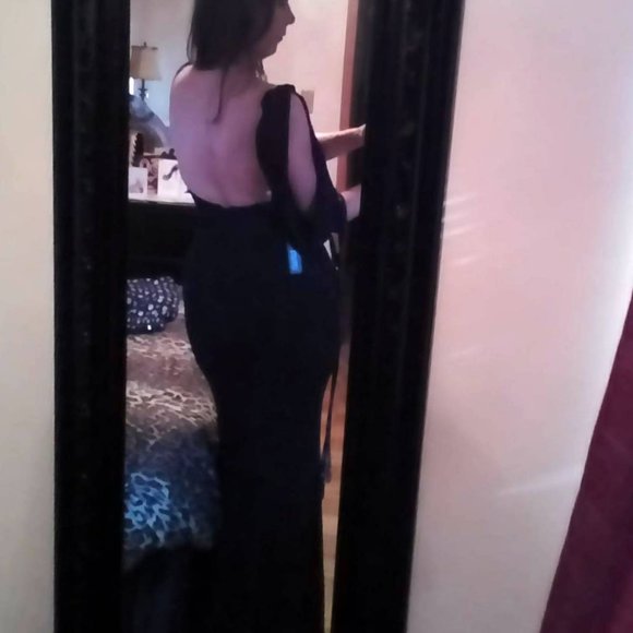 🌟Host Pick🌟 SEXIEST DRESS EVER! Badgley Mischka Collection, Black w/Sequins 4 - Picture 2 of 16